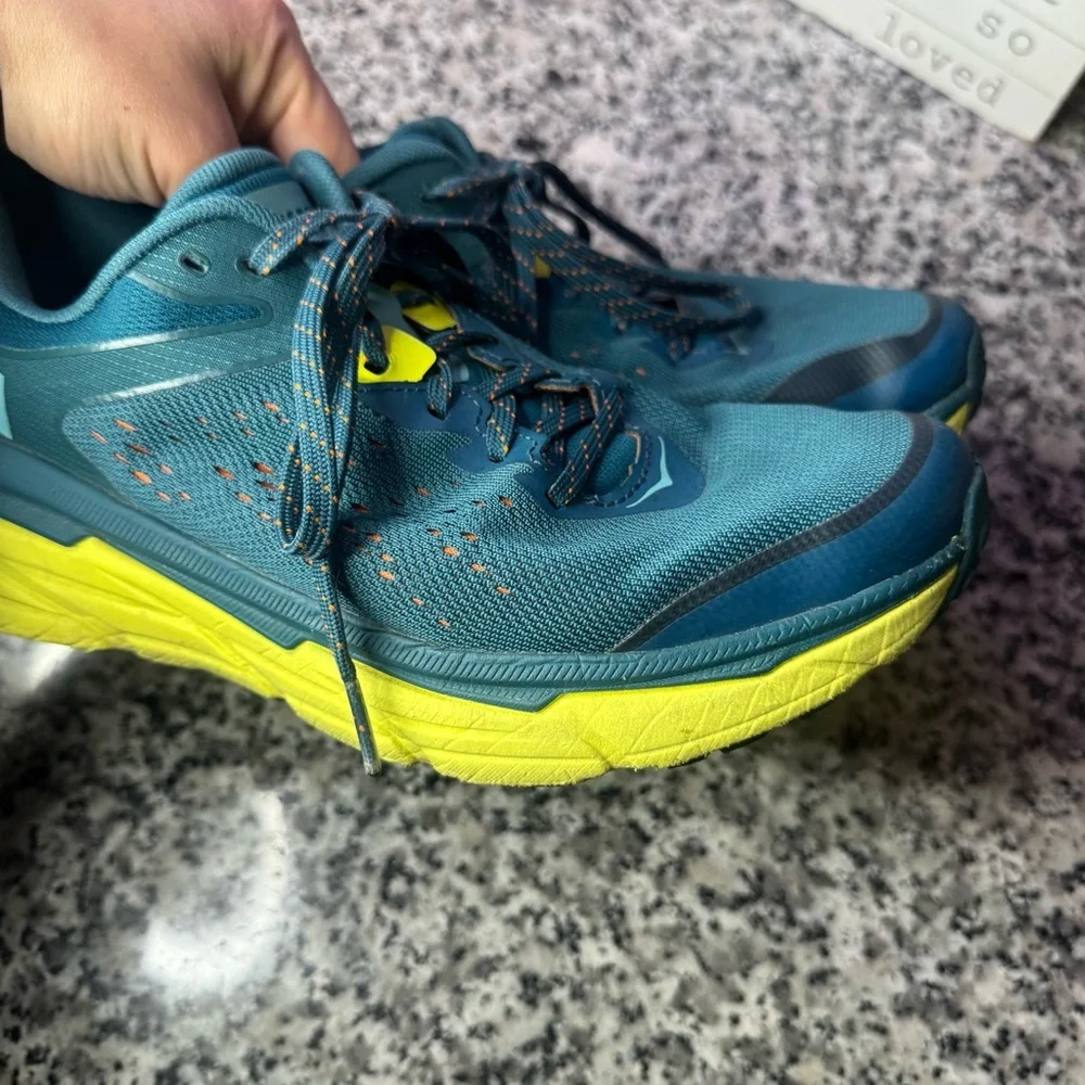 Hoka One One hoka one